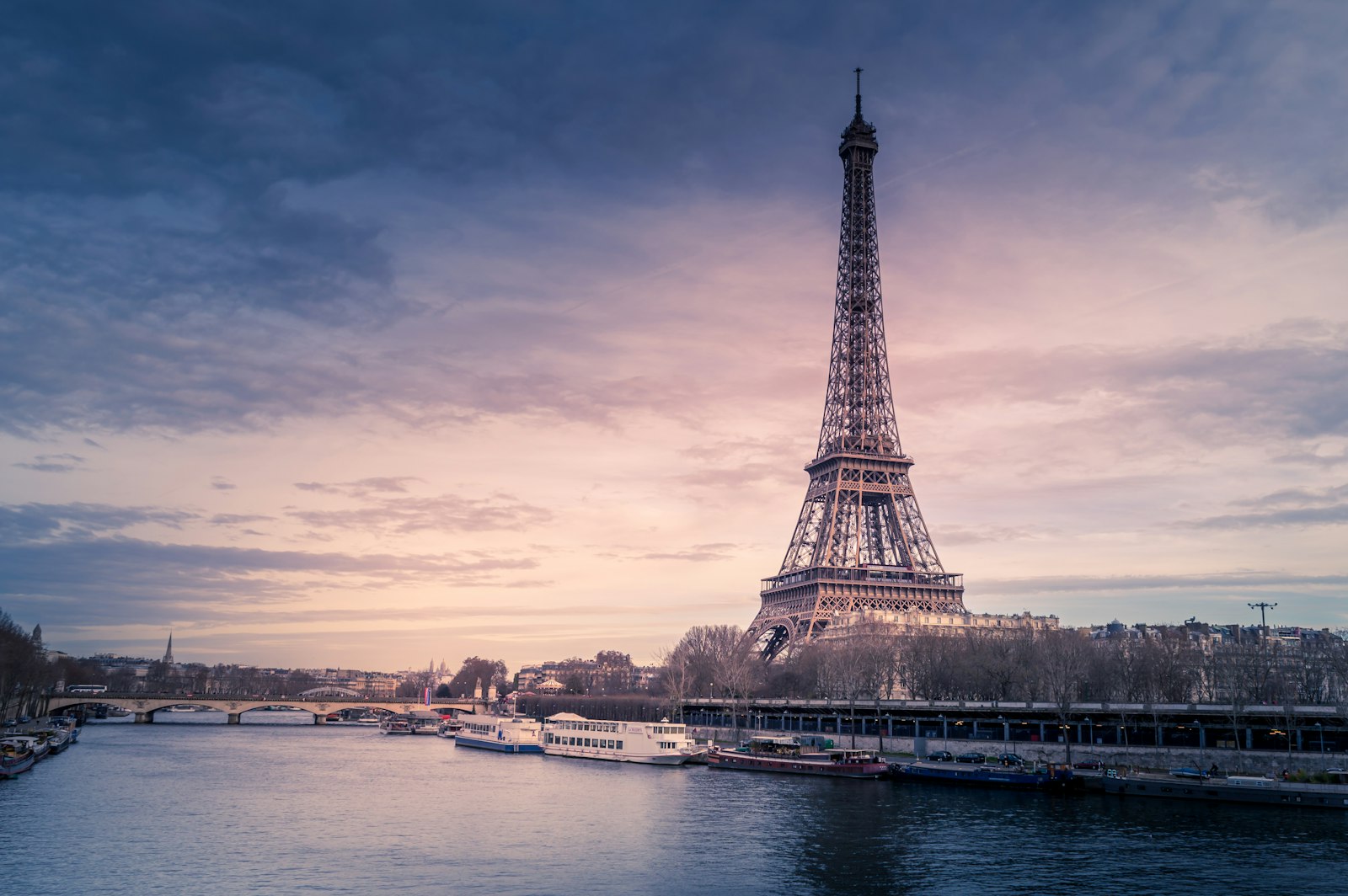 Paris In December 2026 What To Expect PageWeather
